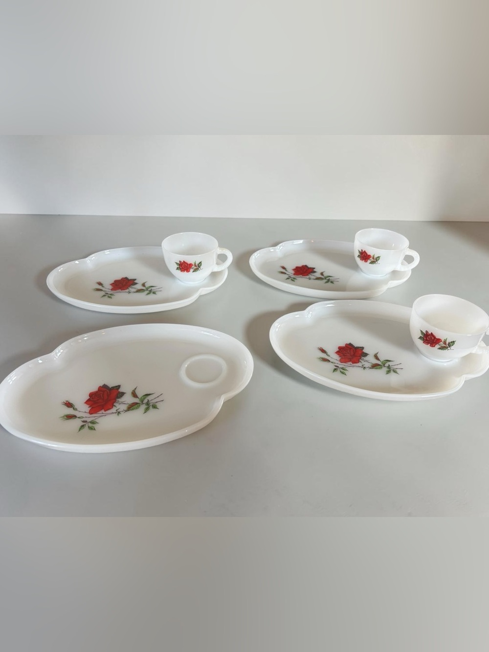 Vintage Federal Glass Rosecrest Milk Glass Snack Set Red Rose 7pc
